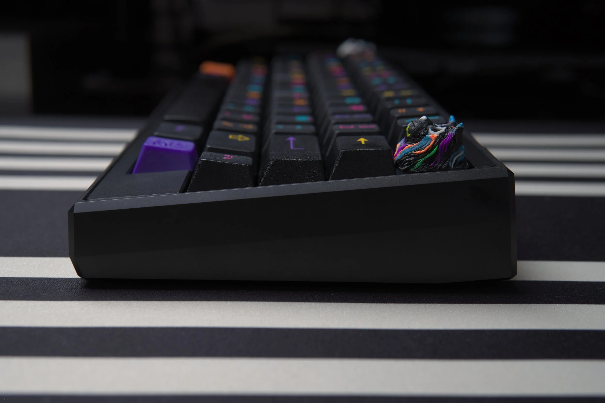 Keycult Zero — Lightning Keyboards